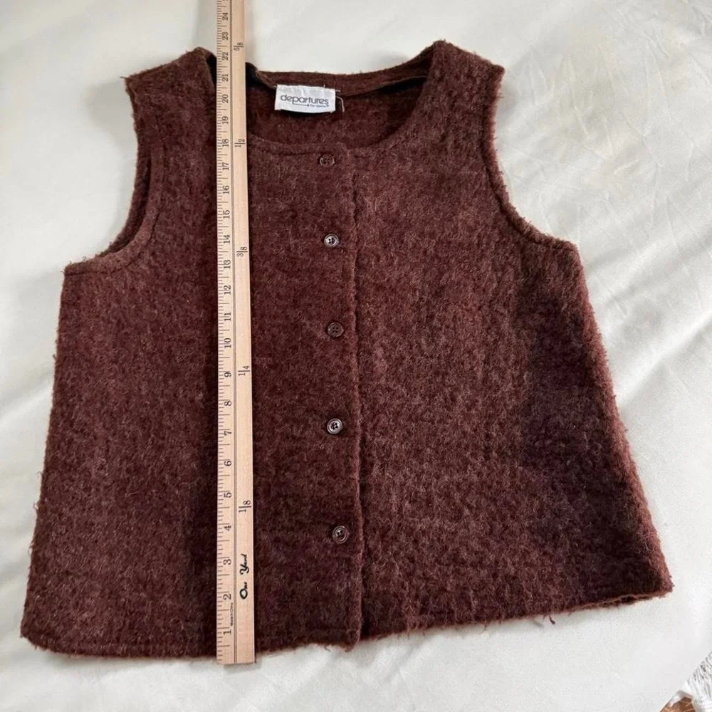 Brown sweater vest   90s departures‎ fuzzy vest size medium